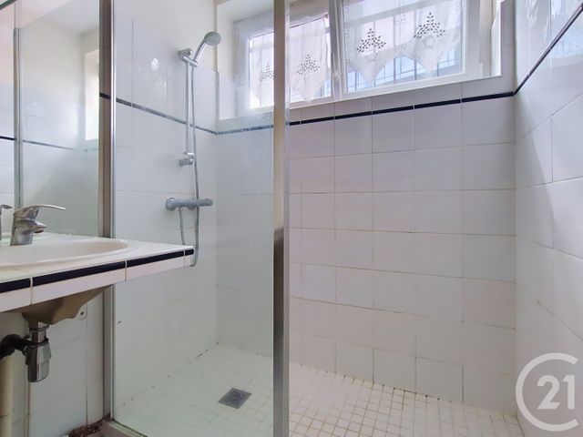 Appartement F3 à vendre - 3 pièces - 65.76 m2 - PARIS - 75015 - ILE-DE-FRANCE - Century 21 Charles Michels