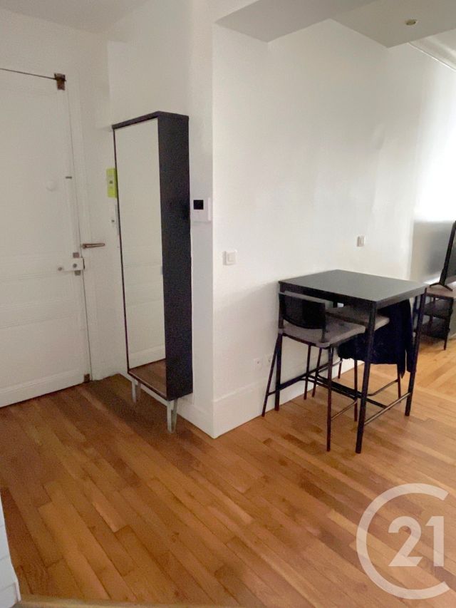 Appartement F2 à louer - 2 pièces - 46.1 m2 - PARIS - 75015 - ILE-DE-FRANCE - Century 21 Charles Michels