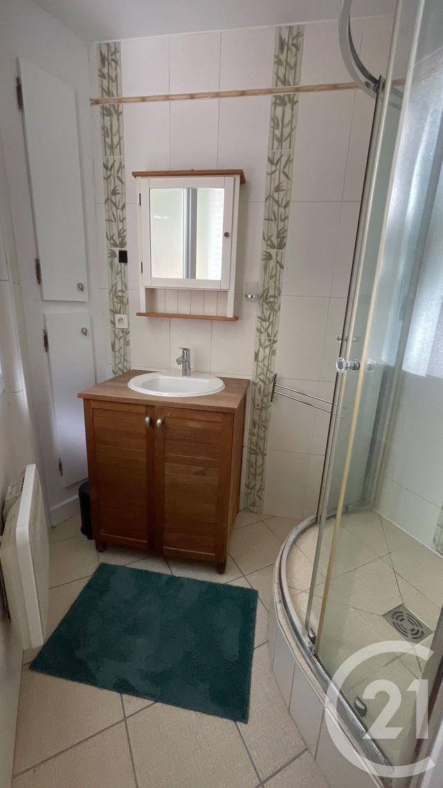 Appartement F2 à louer - 2 pièces - 46.1 m2 - PARIS - 75015 - ILE-DE-FRANCE - Century 21 Charles Michels