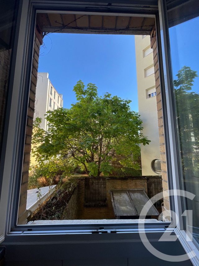 Appartement F2 à louer - 2 pièces - 46.1 m2 - PARIS - 75015 - ILE-DE-FRANCE - Century 21 Charles Michels