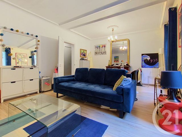 Appartement T2 à vendre - 2 pièces - 43.11 m2 - PARIS - 75017 - ILE-DE-FRANCE - Century 21 Charles Michels