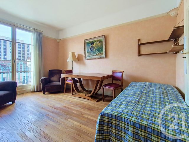 Appartement T2 à vendre - 2 pièces - 45.74 m2 - PARIS - 75015 - ILE-DE-FRANCE - Century 21 Charles Michels